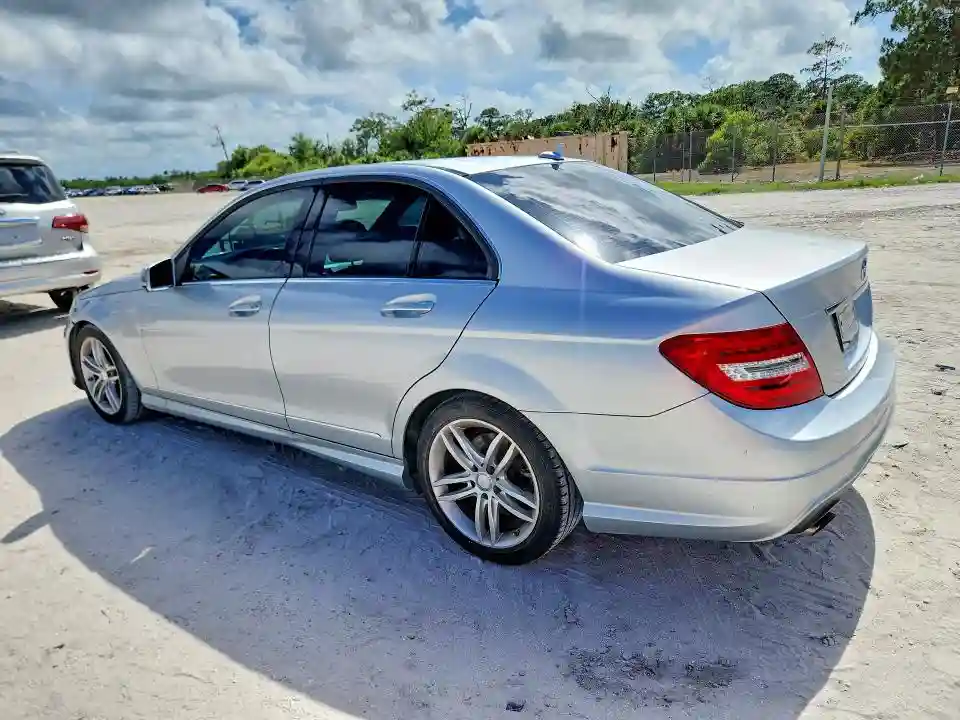 WDDGF4HB7EA964287 2014 MERCEDES-BENZ C-CLASS-1