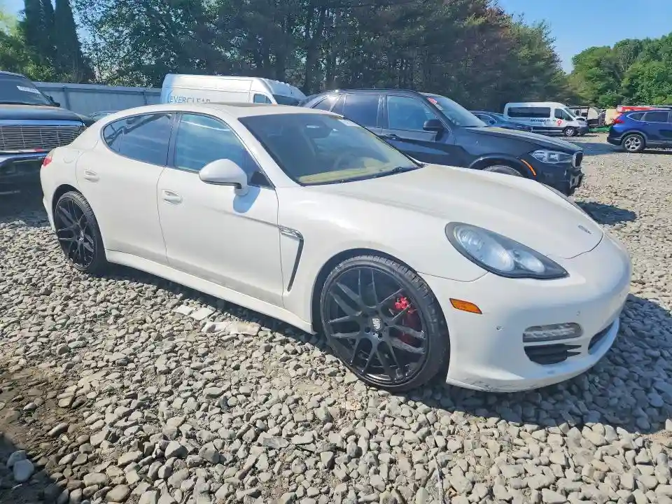 WP0AA2A77BL021678 2011 PORSCHE PANAMERA-3