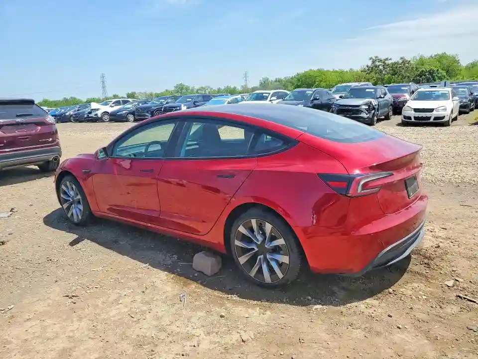 5YJ3E1EB6SF916376 2025 TESLA MODEL 3-1