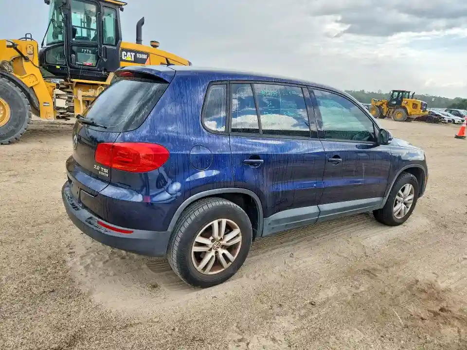 WVGBV3AX3DW581841 2013 VOLKSWAGEN TIGUAN-2