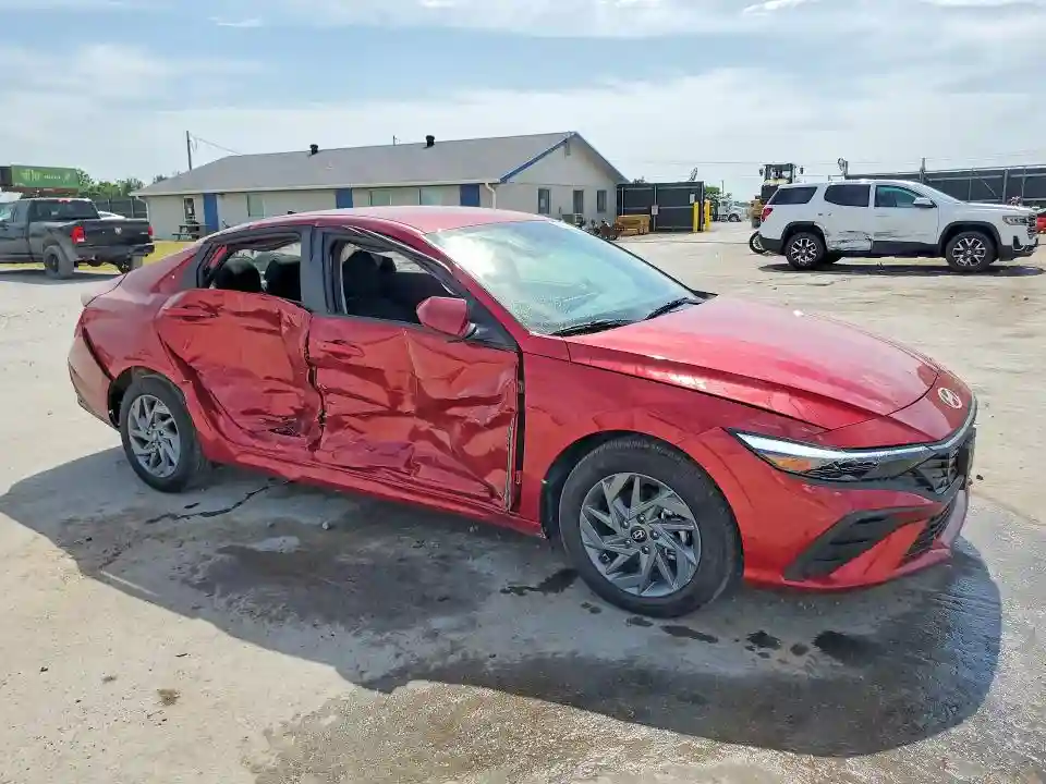 KMHLM4DJ4TU192236 2026 HYUNDAI ELANTRA HY-3