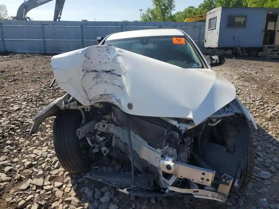55SWF4JB2HU233681 2017 MERCEDES-BENZ C-CLASS-4