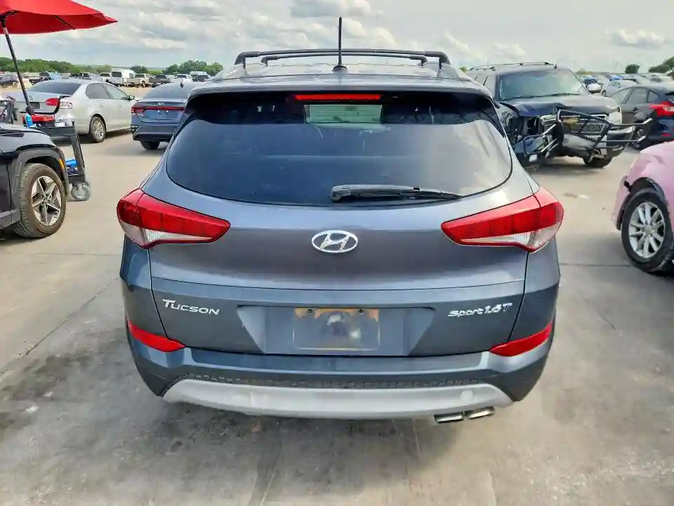 KM8J33A28HU379777 2017 HYUNDAI TUCSON-5