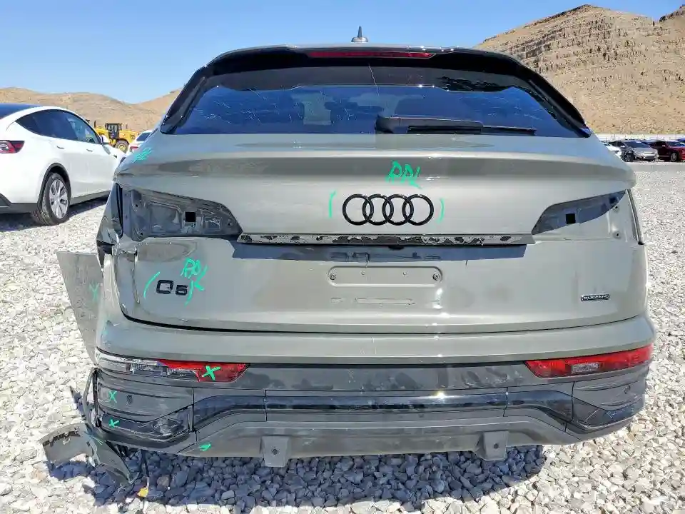 WA15AAFY8P2029888 2023 AUDI Q5-5