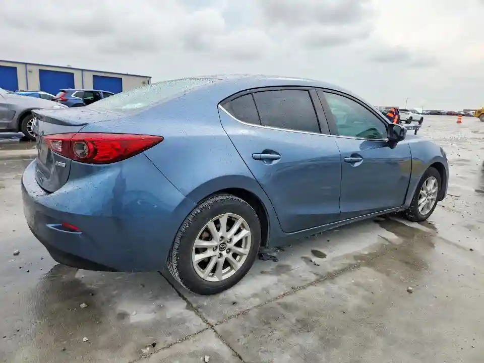 3MZBM1V75FM213828 2015 MAZDA 3-2