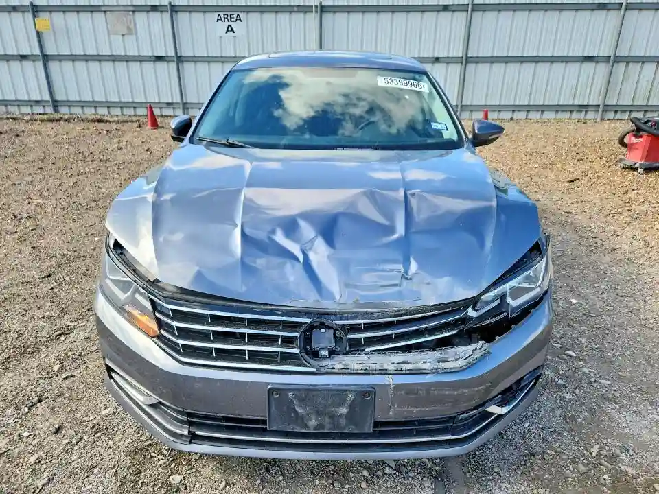 1VWLA7A39KC012495 2019 VOLKSWAGEN PASSAT-4