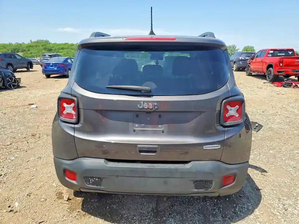 ZACNJCBBXMPM28500 2021 JEEP RENEGADE-5