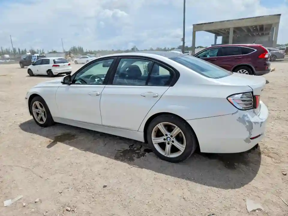 WBA3B3C56DF535169 2013 BMW 3 SERIES-1