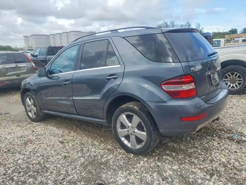 4JGBB8GB5BA681824 2011 MERCEDES-BENZ M-CLASS-1