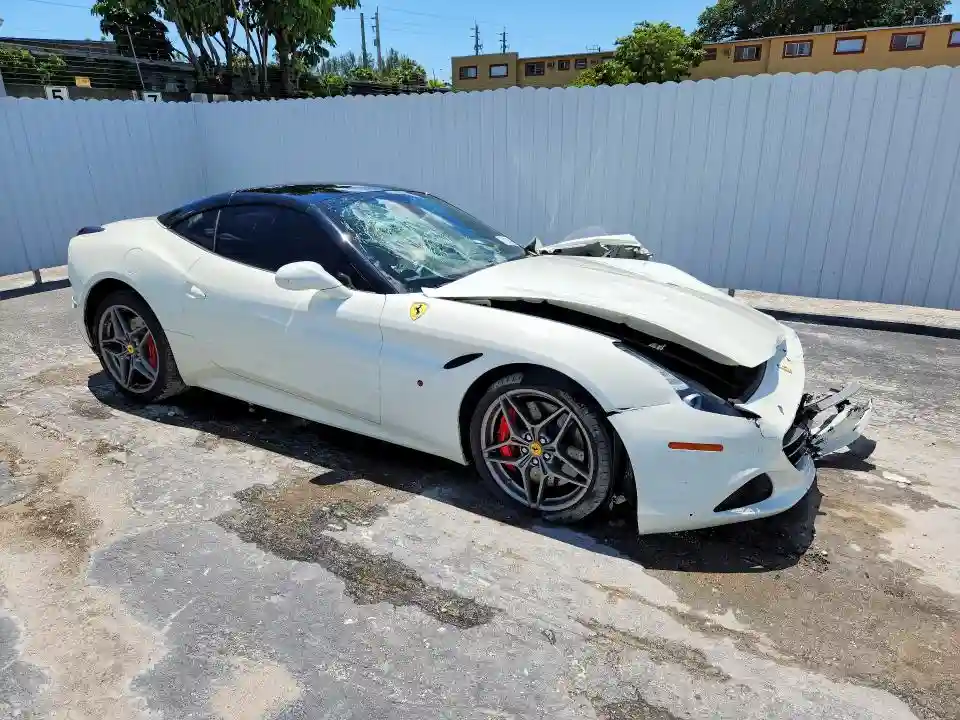 ZFF77XJA1H0221016 2017 FERRARI CALIFORNIA-3