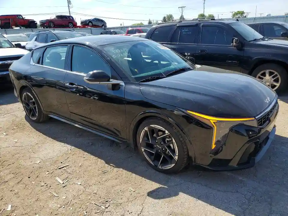 3KPFW4DE0SE064135 2025 KIA K4 GT LINE-3