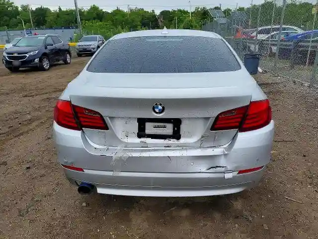 WBAFR1C5XBC743471 2011 BMW 5 SERIES-5