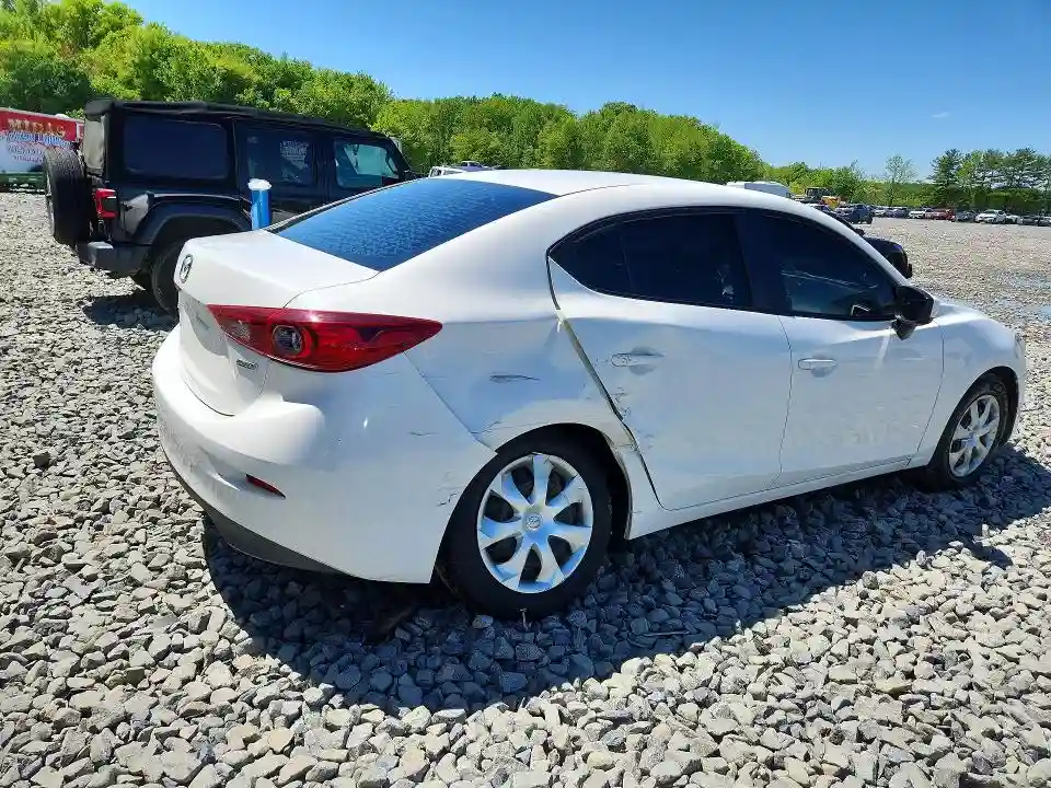 3MZBN1U77JM174019 2018 MAZDA 3-2