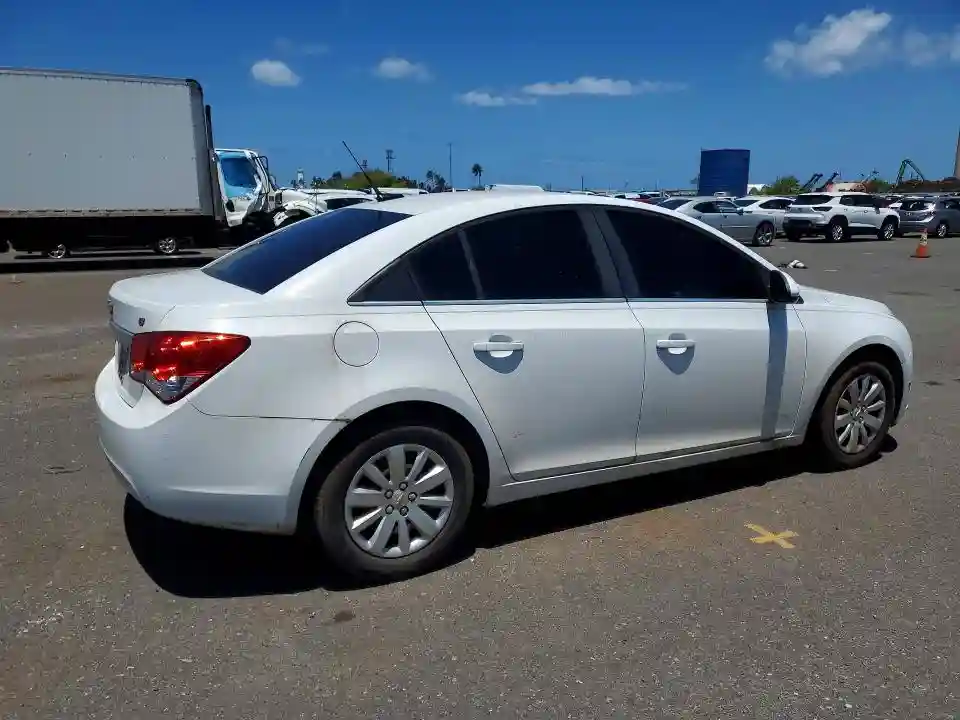 1G1PF5S9XB7158726 2011 CHEVROLET CRUZE-2