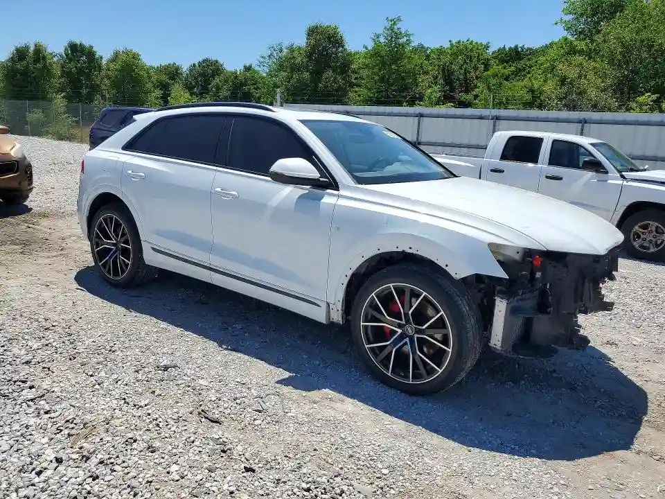 WA1EVBF10PD016733 2023 AUDI Q8-3