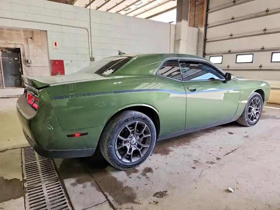 2C3CDZGG9JH257118 2018 DODGE CHALLENGER-2