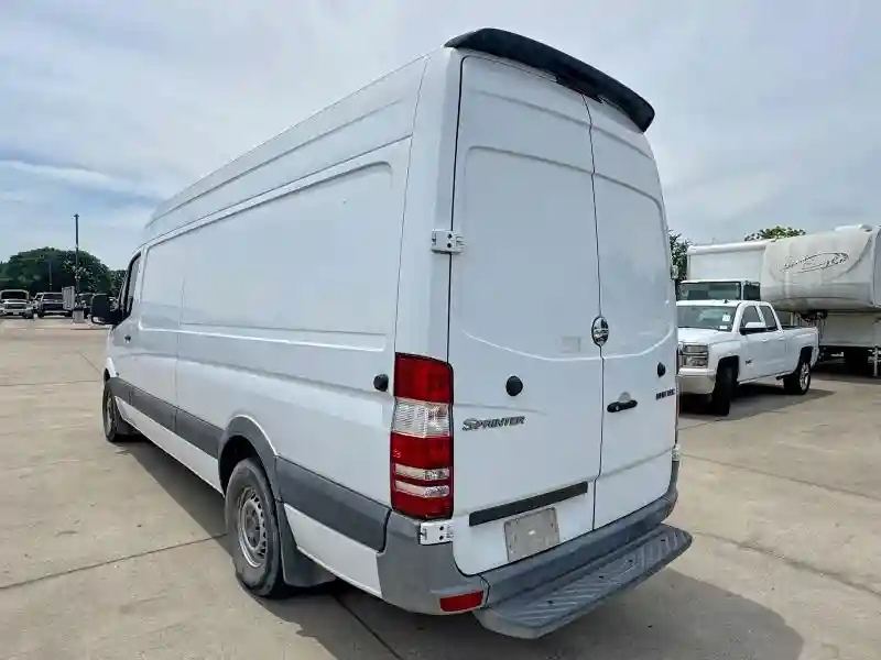 WDYPE8CC6D5731257 2013 FREIGHTLINER SPRINTER-2