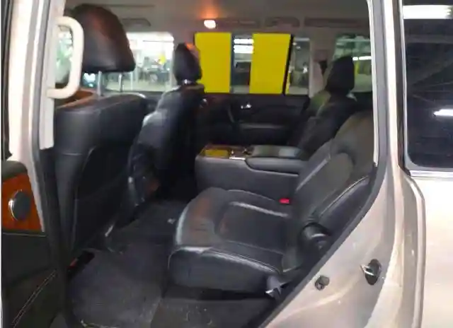 JN8AZ2NE6J9194254 2018 INFINITI QX80-5