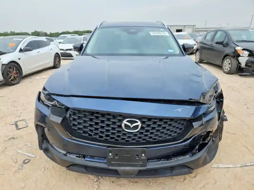 7MMVABBM8SN303984 2025 MAZDA CX-50-4