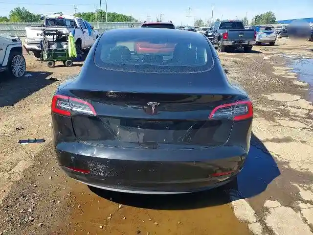 5YJ3E1EA1NF189868 2022 TESLA MODEL 3-5