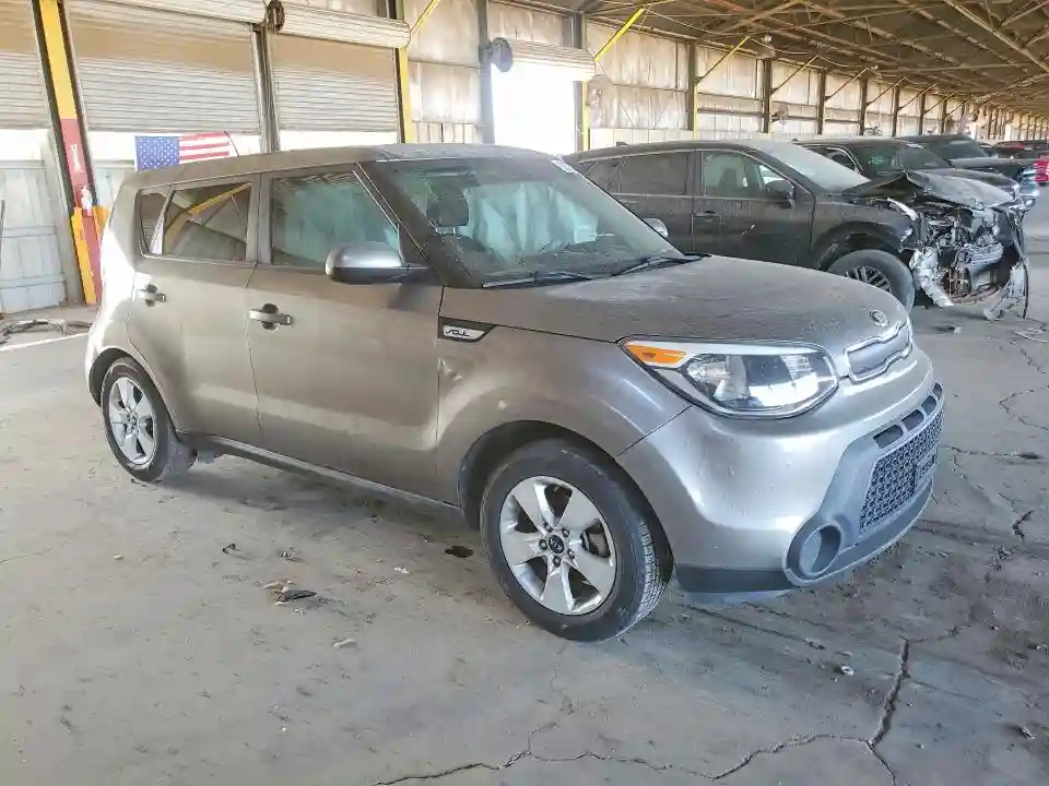 KNDJN2A20J7563740 2018 KIA SOUL-3