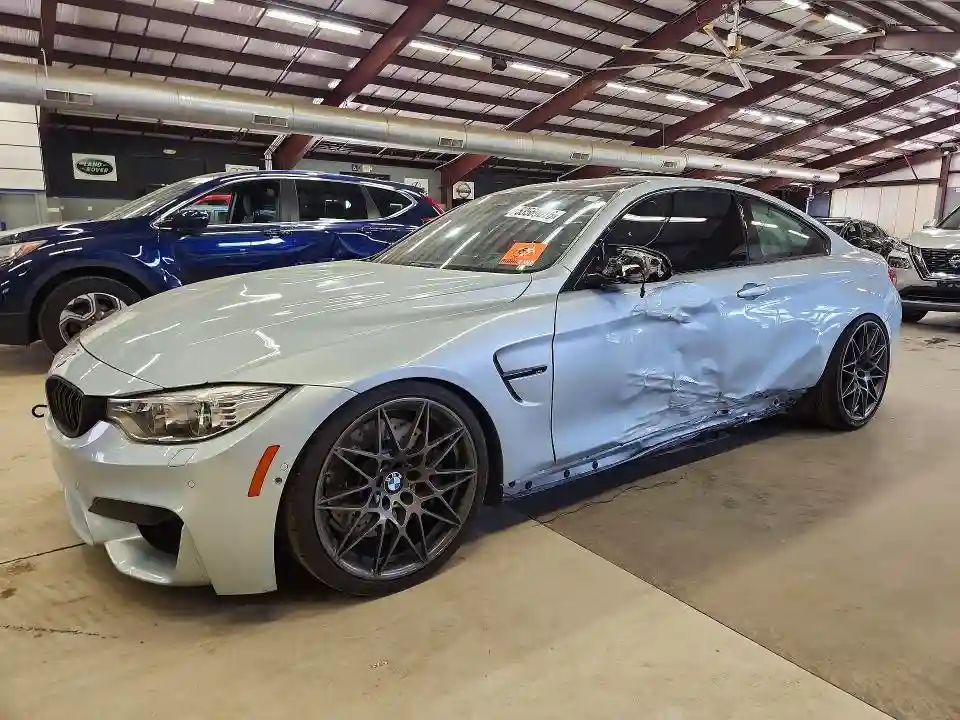 WBS3R9C58HK709122 2017 BMW M4-0