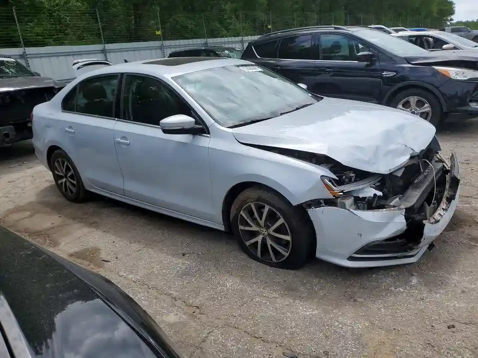 3VWDB7AJXHM266773 2017 VOLKSWAGEN JETTA-3