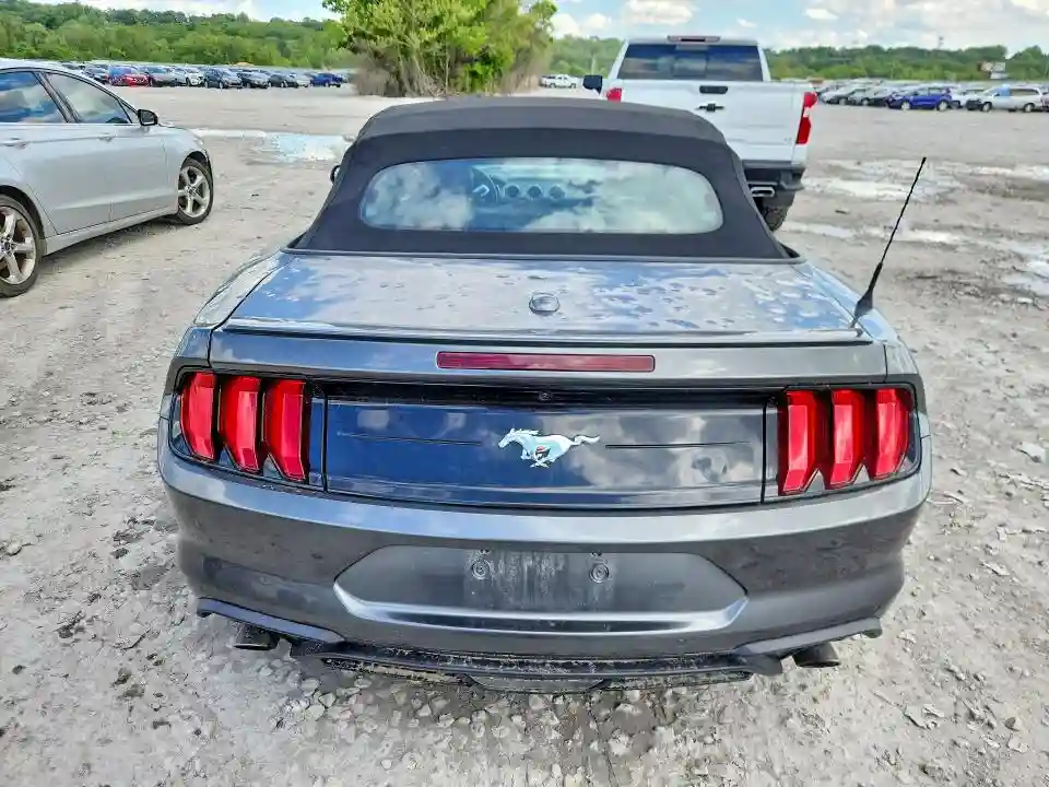 1FATP8UH1J5139443 2018 FORD MUSTANG-5
