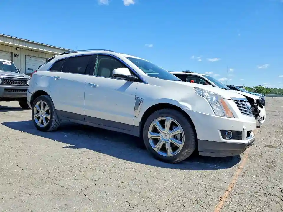 3GYFNCE34FS607725 2015 CADILLAC SRX-3
