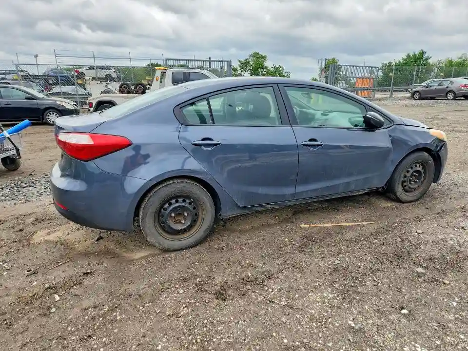 KNAFX4A65F5354220 2015 KIA FORTE-2