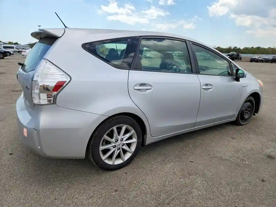 JTDZN3EU3C3042753 2012 TOYOTA PRIUS-2