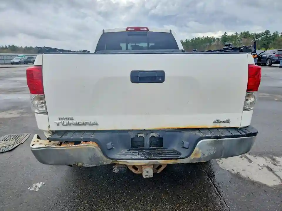 5TFUY5F1XAX097501 2010 TOYOTA TUNDRA-5