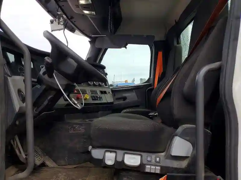 3AKJHLDV1MSMU2856 2021 FREIGHTLINER ALL OTHER-4