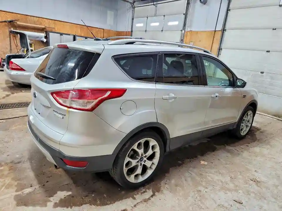 1FMCU0J93DUB53299 2013 FORD ESCAPE-2