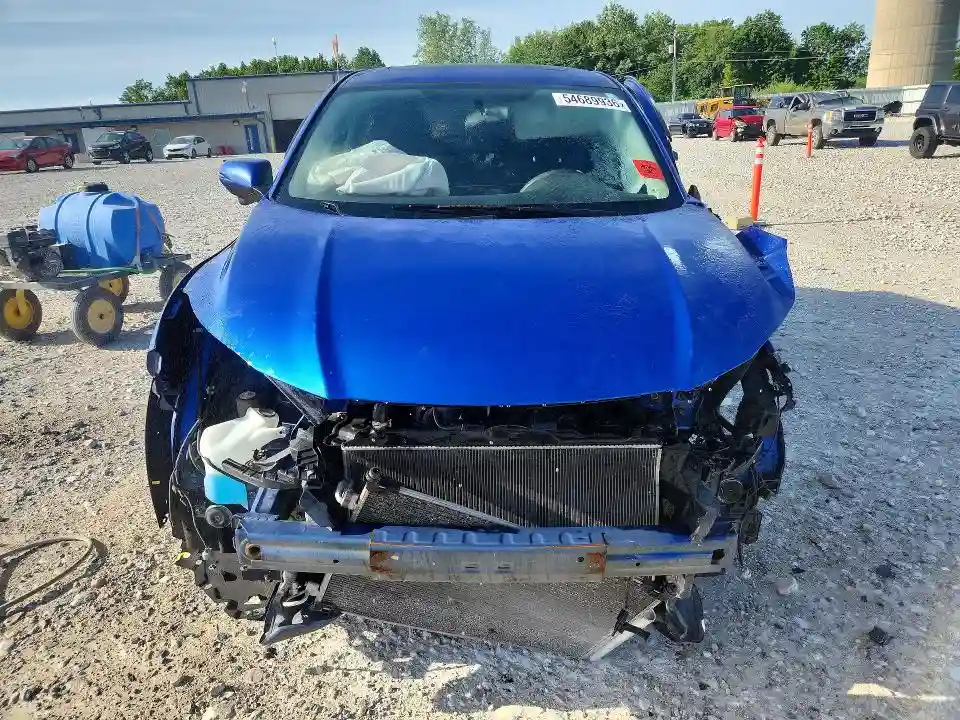 3CZRU6H52JM701419 2018 HONDA HR-V-4