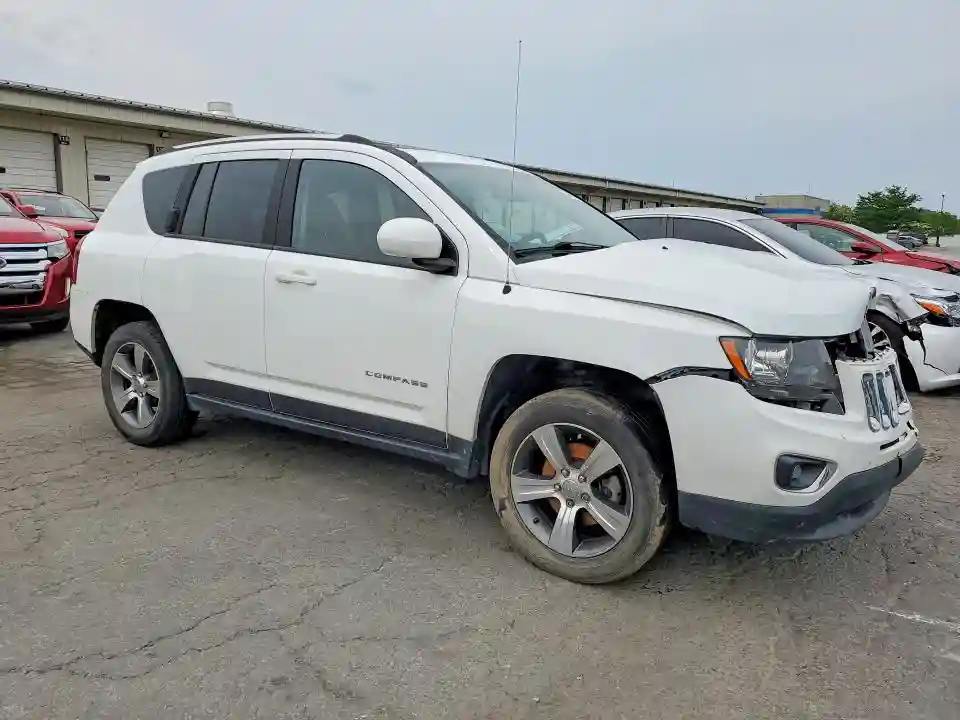 1C4NJCEA3HD118098 2017 JEEP COMPASS-3