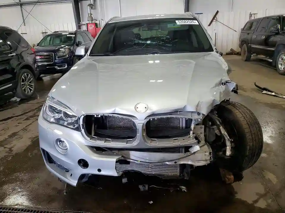 5UXKR0C54G0P33277 2016 BMW X5-4