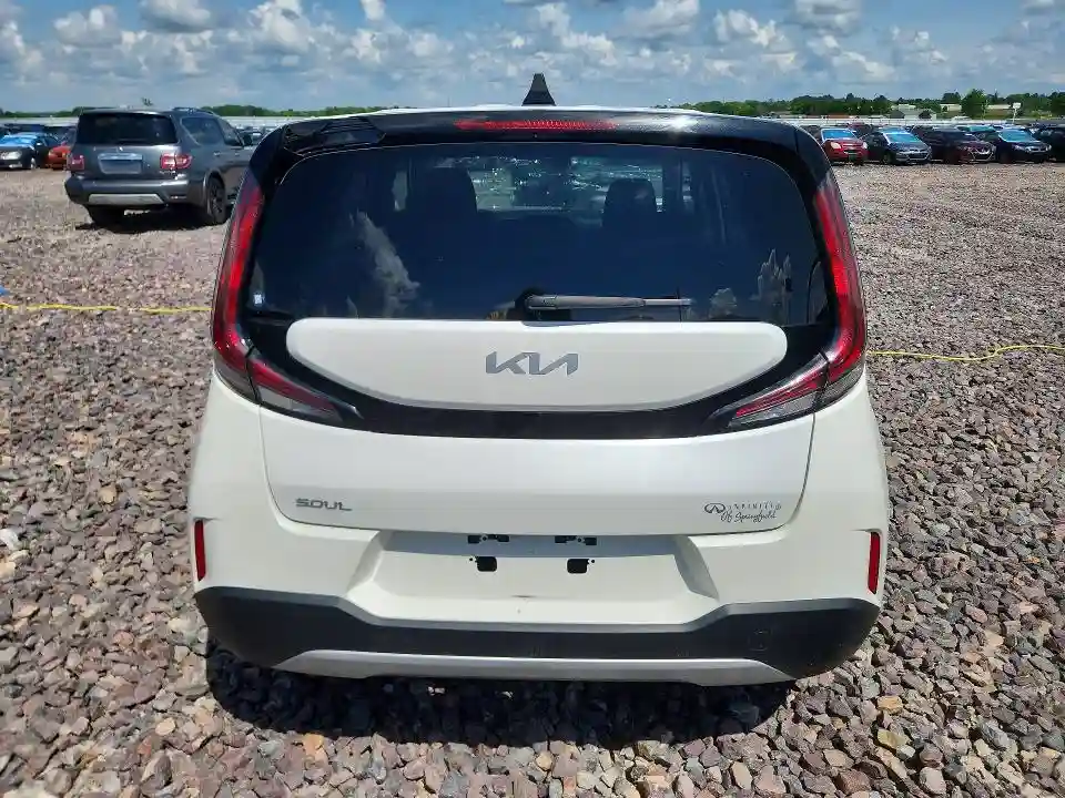 KNDJ23AU8R7233890 2024 KIA SOUL-5