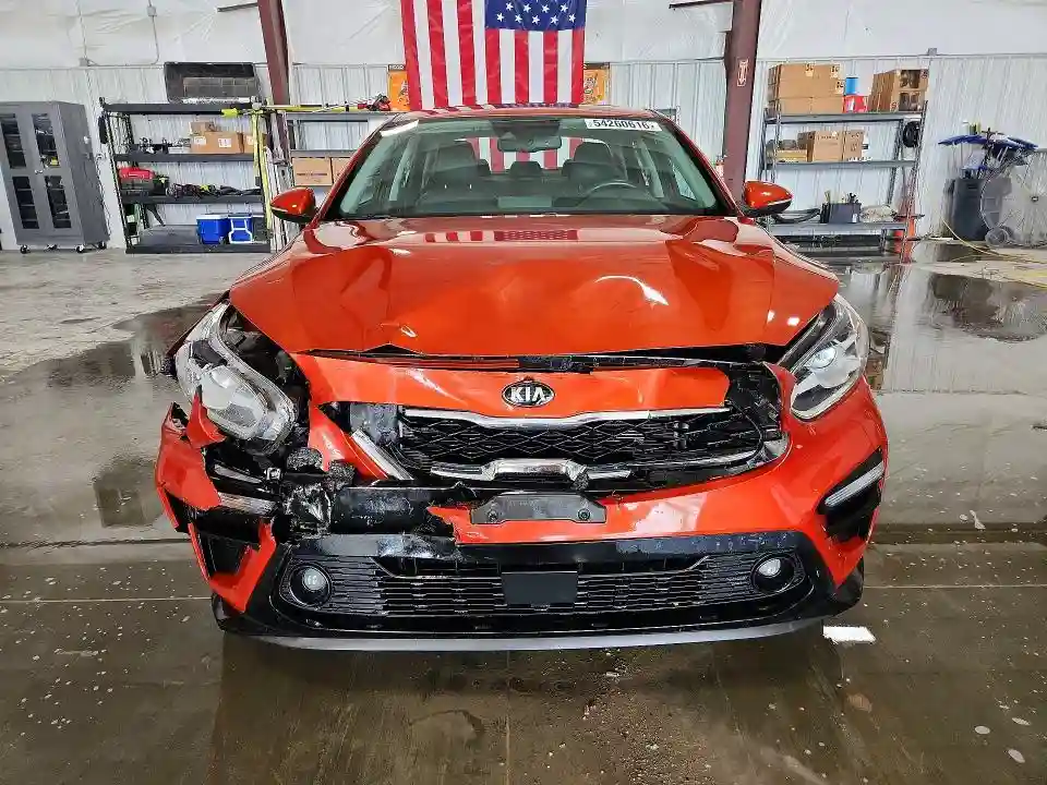 3KPF54ADXKE084455 2019 KIA FORTE-4