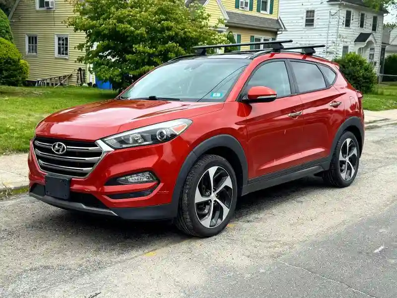 KM8J3CA26GU094705 2016 HYUNDAI TUCSON-1