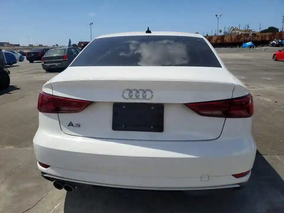 WAUAUGFF0K1012124 2019 AUDI A3-5