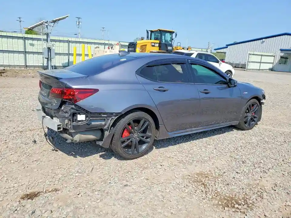 19UUB3F63JA002900 2018 ACURA TLX-2