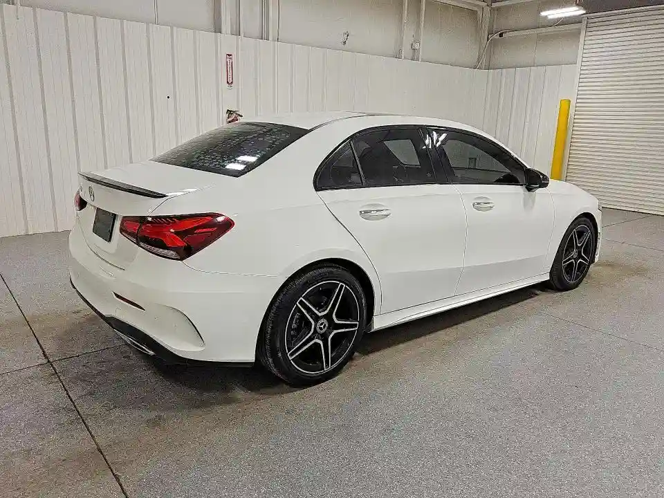 WDD3G4EB8KW005429 2019 MERCEDES-BENZ A-CLASS-2