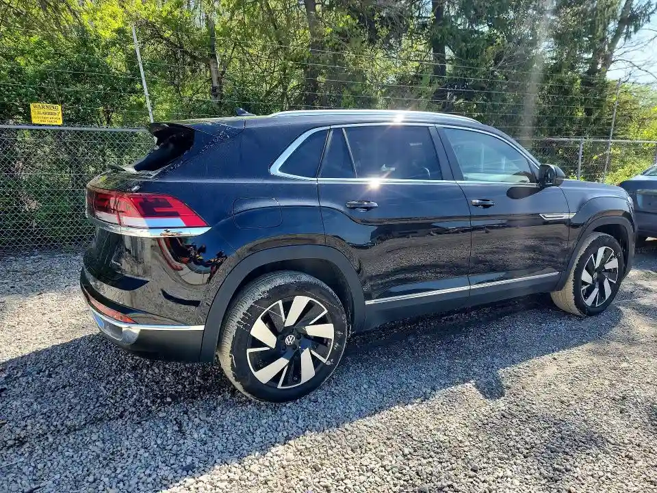 1V2BE2CA2SC224204 2025 VOLKSWAGEN ATLAS-2