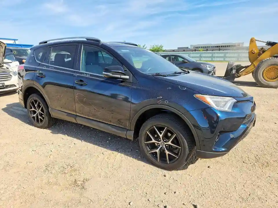 2T3JFREV0HW688584 2017 TOYOTA RAV4-3