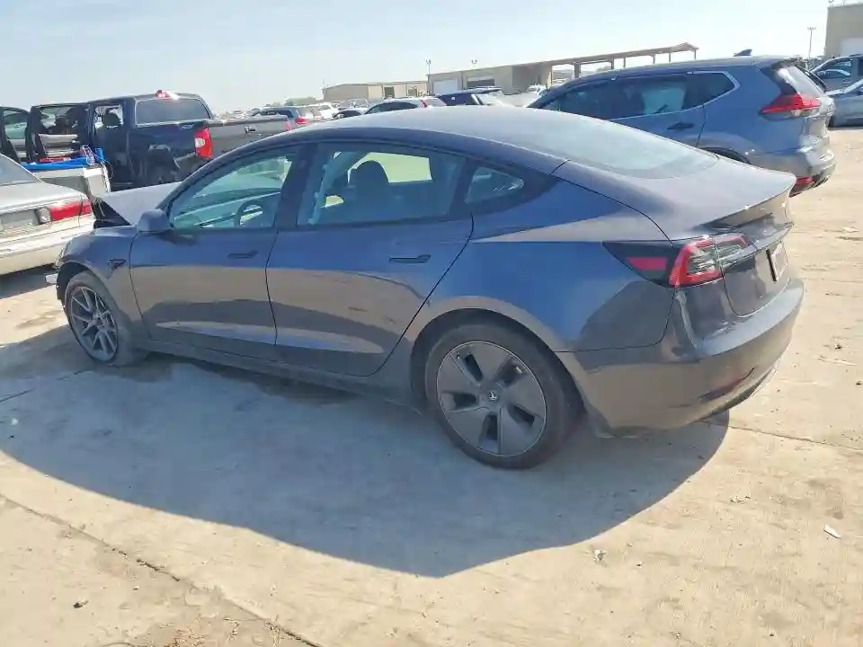 5YJ3E1EA2PF665225 2023 TESLA MODEL 3-1