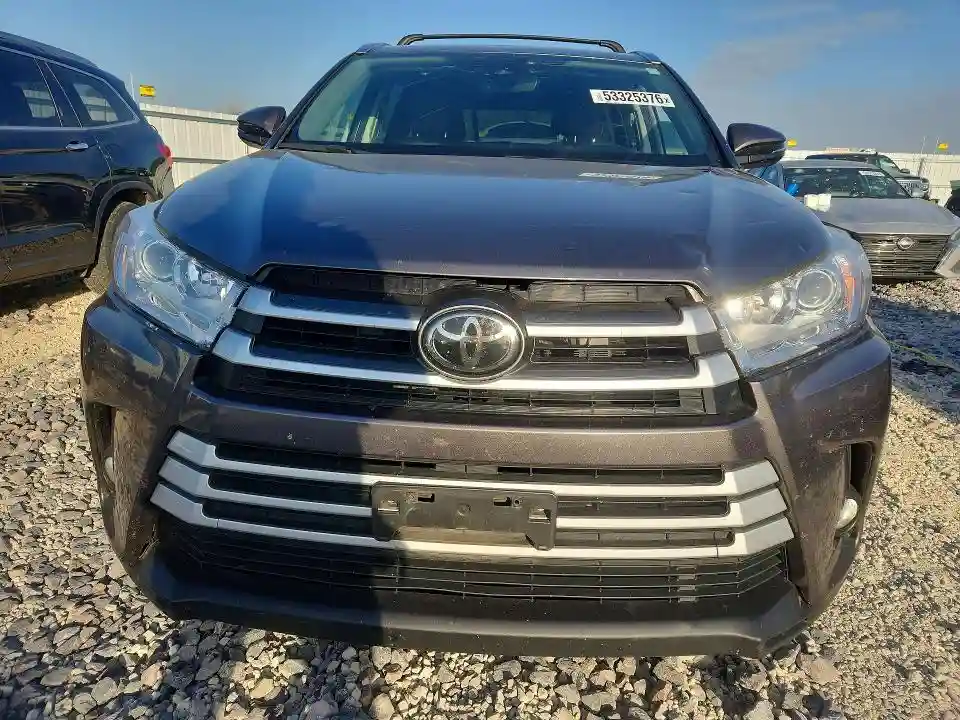 5TDKZRFH4HS218631 2017 TOYOTA HIGHLANDER-4