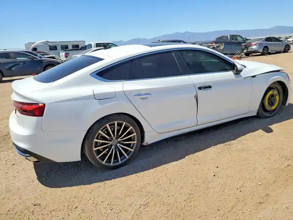 WAUCBCF54MA015674 2021 AUDI A5-2