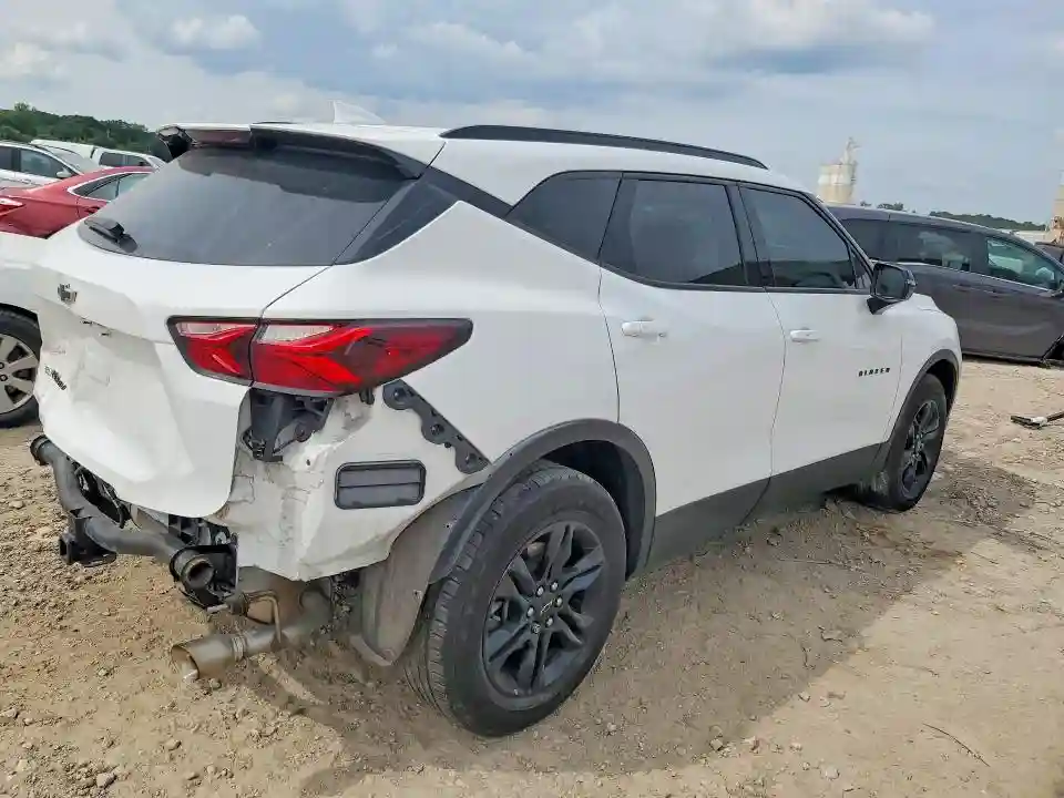 3GNKBJR45MS550721 2021 CHEVROLET BLAZER-2