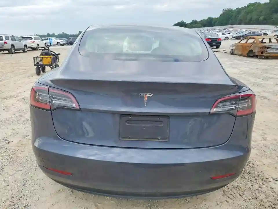 5YJ3E1EA2PF464473 2023 TESLA MODEL 3-5
